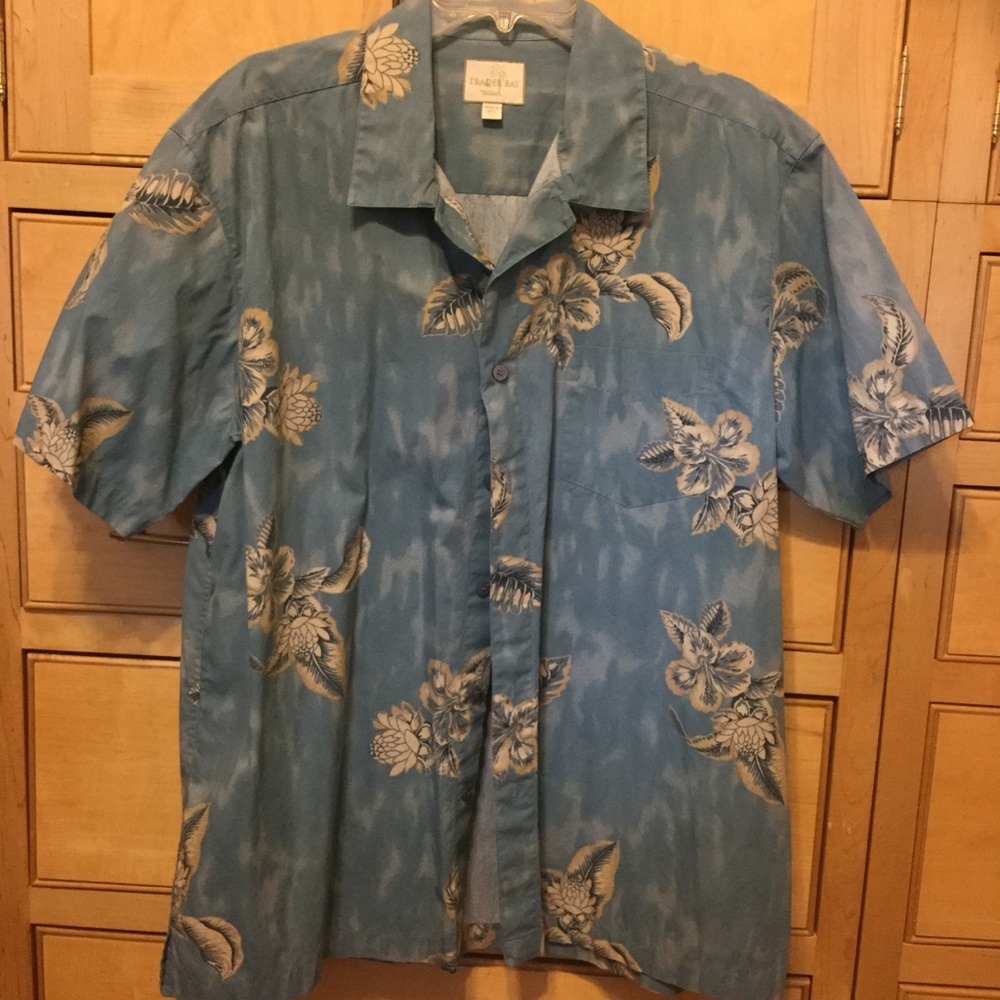 Trader Bay XL Men’s Hawaiian floral Shirt cotton